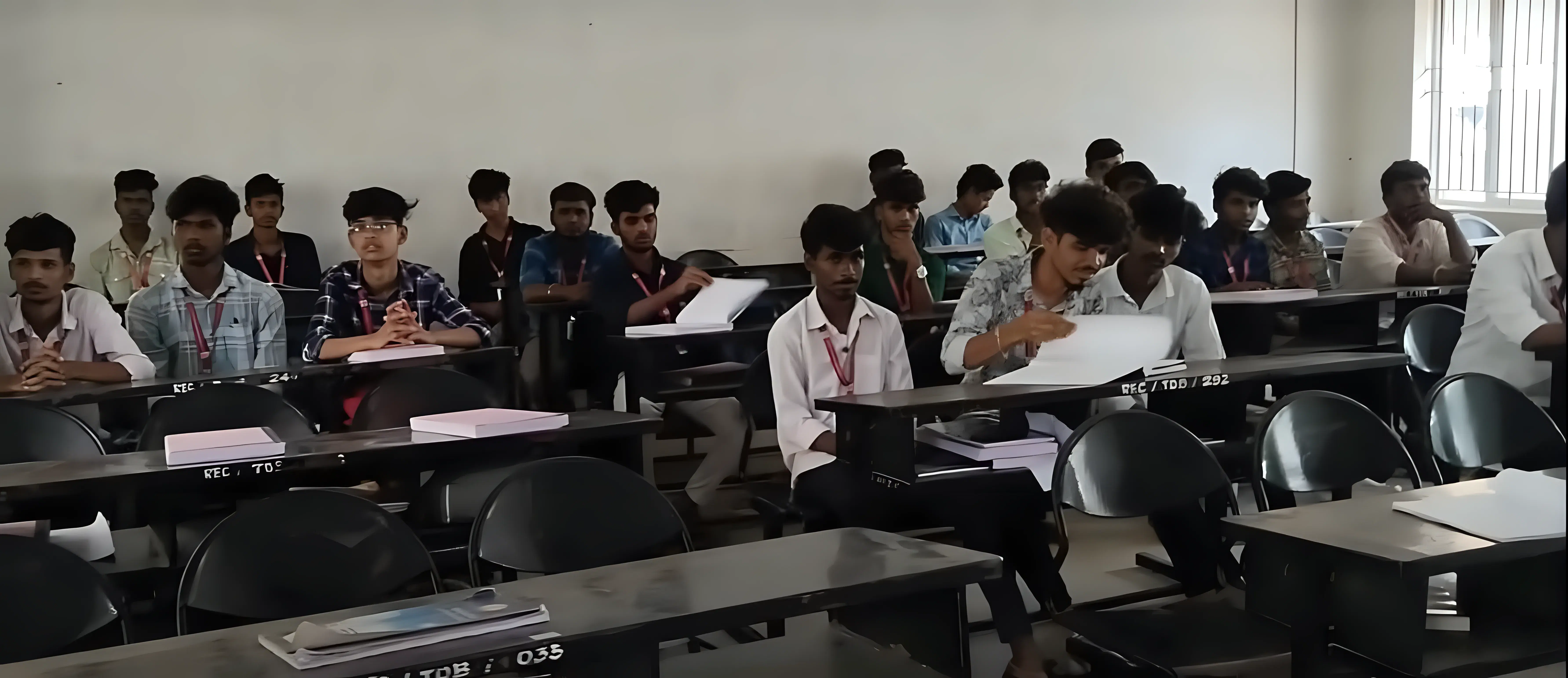 Sri Sai Ranganathan Engineering College Coimbatore classroom photo 1